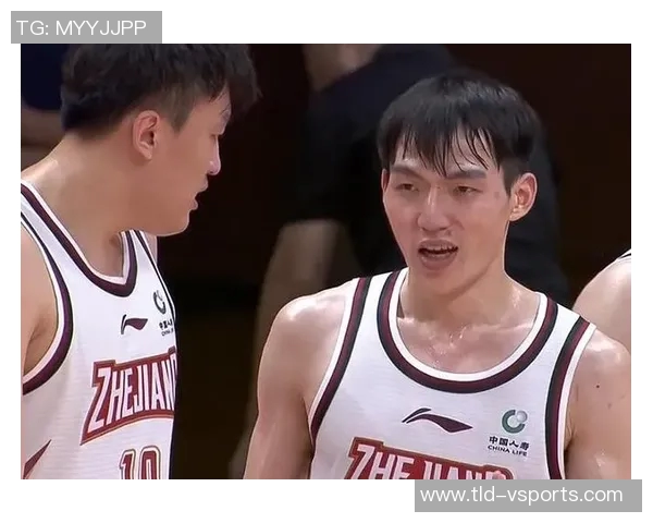 CBA罚单风波:程帅澎、吴前各被罚5万引热议 CBA罚单风波:程帅澎、吴前各被罚5万引热议